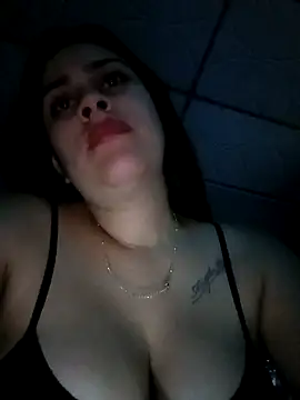 Latina_sexy1's Live XXX Chat