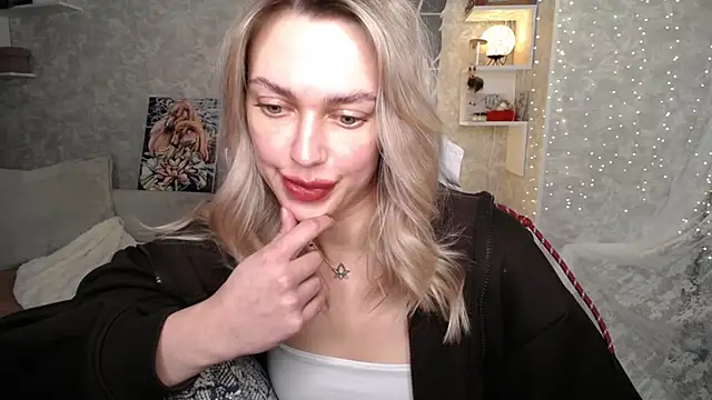 NickyAdamidi's Live XXX Chat