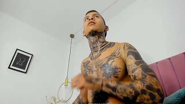 Andrew_sanders68のライブXXXチャット