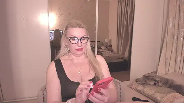 OliviaDancequeen's Live XXX Chat