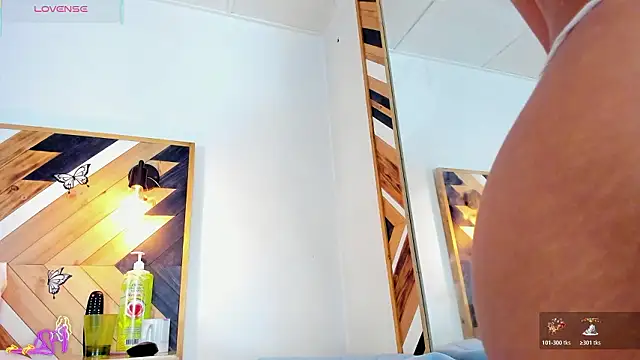 Kathaleiya_Ozz Chat XXX in diretta