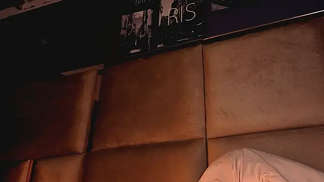 angelinepossy: απευθείας συνομιλία ΧΧΧ