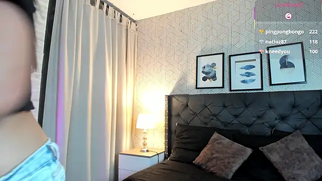 sophie__blare Chat XXX live