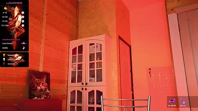 Chat +18 de Lady_Shine ao vivo