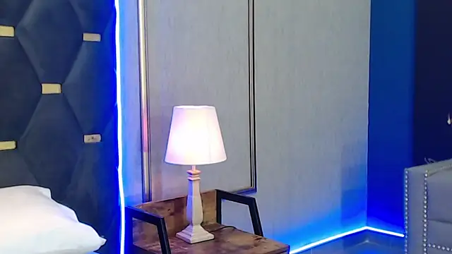 XXX chat uživo modela Sofy_acevedo