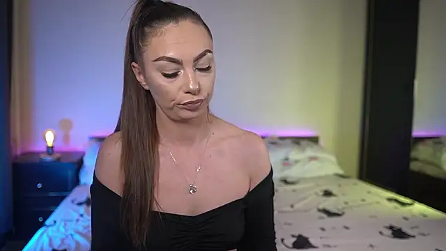 Chat +18 de TiffanyPierce ao vivo