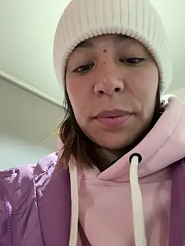 Chat +18 de _antonella_dreamss ao vivo