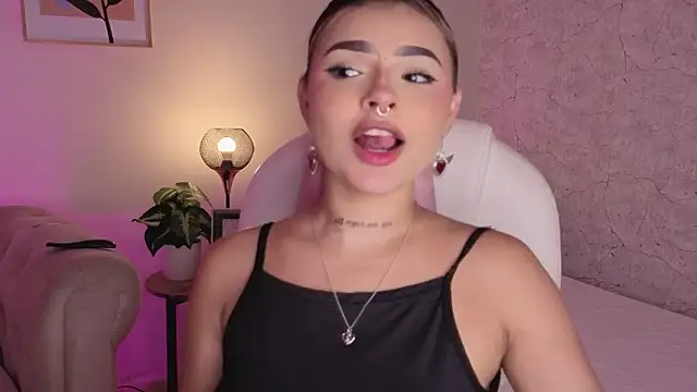 DahianaWalcott: απευθείας συνομιλία ΧΧΧ