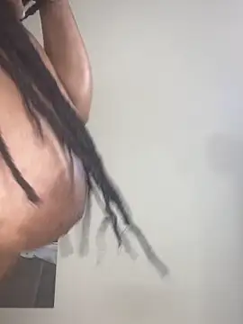 AinaraJimenez's Live XXX Chat