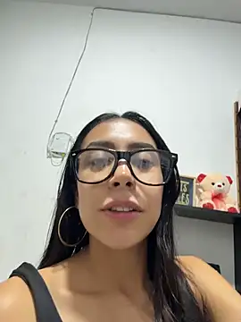 _alabina_ Chat XXX in diretta