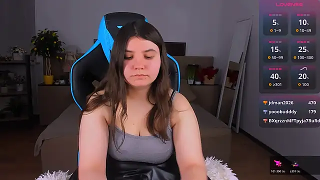 Viola__Shy: онлайн-секс-чат