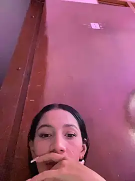 Lina10 Chat XXX in diretta