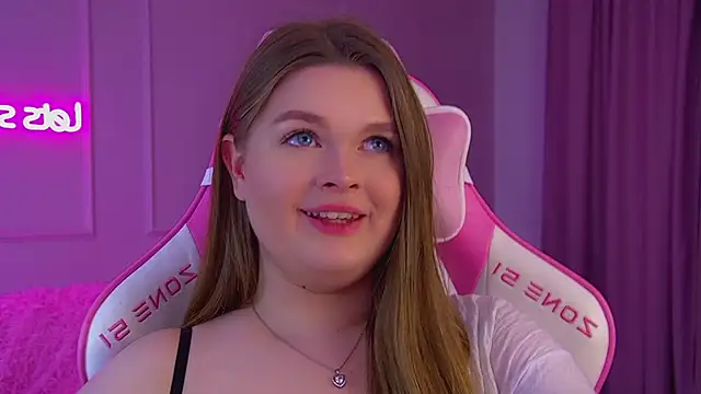 CrystalLyons: онлайн-секс-чат