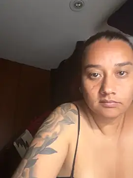 Cafeziitha02: онлайн-секс-чат