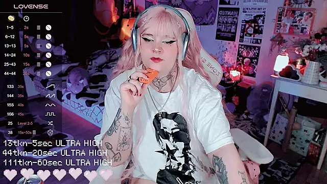 noori__hope: онлайн-секс-чат