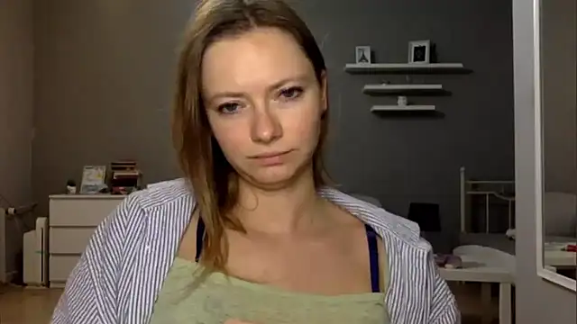 MillieShow: онлайн-секс-чат