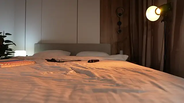 Noctivelle: онлайн-секс-чат