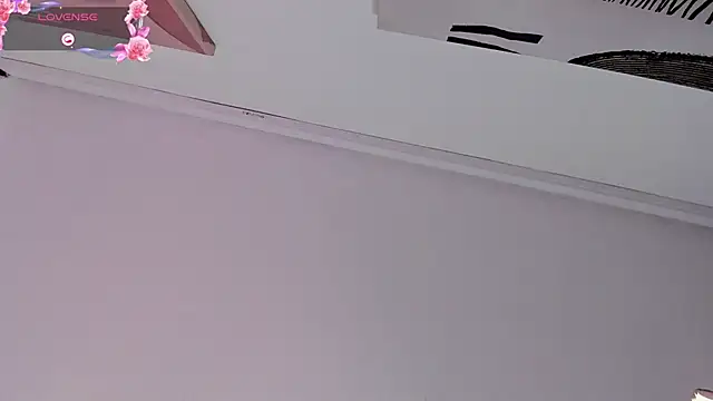 lea_walkerr: онлайн-секс-чат