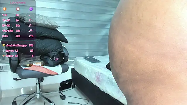 Chatroom XXX en direct de sheyla__ebony