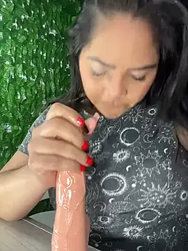 ROUSE_SINCLAIR: онлайн-секс-чат