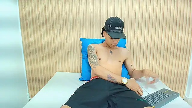 Chat +18 de Frayhot777 ao vivo