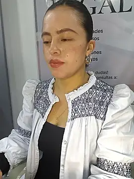 ALEJA__22: онлайн-секс-чат