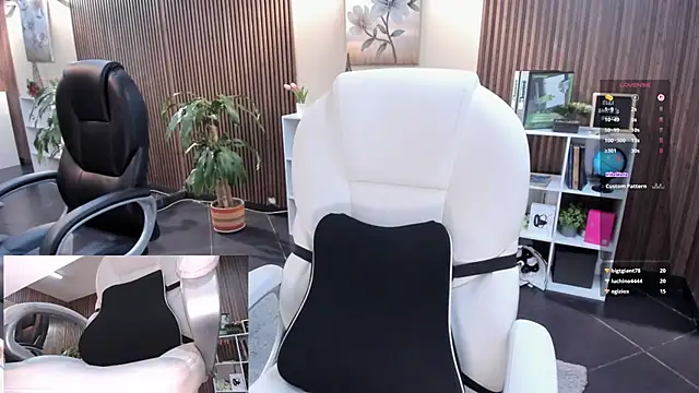 ElliSmith: вебкам-шоу