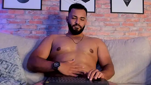 Chris_Varden 现场XXX聊天