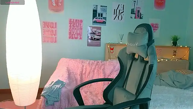 fallin_lovee: онлайн-секс-чат