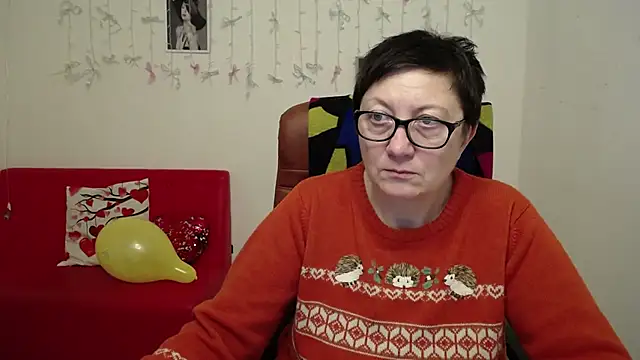 EmilyL0ve: онлайн-секс-чат