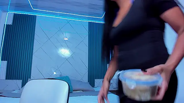 Sara-Robeth: онлайн-секс-чат