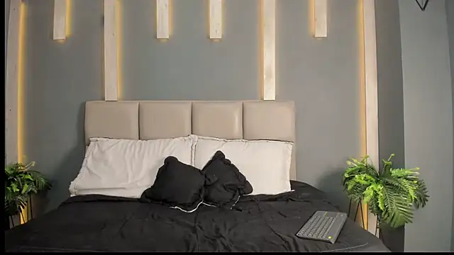 Amy_petitee: онлайн-секс-чат