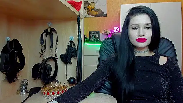 KristiTopxx: онлайн-секс-чат