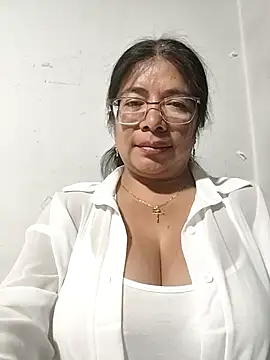 __valentina18: онлайн-секс-чат