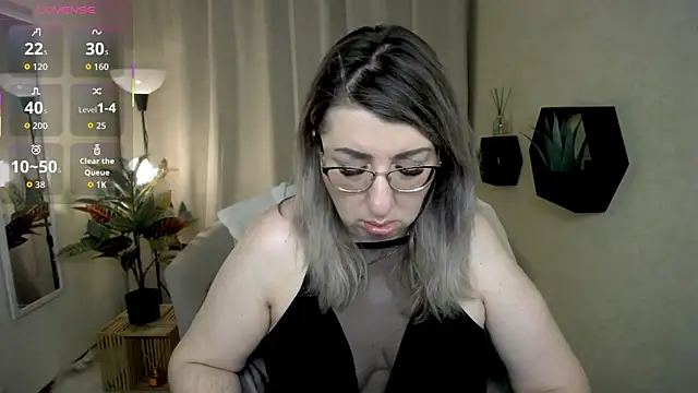 KKMimiKK: онлайн-секс-чат