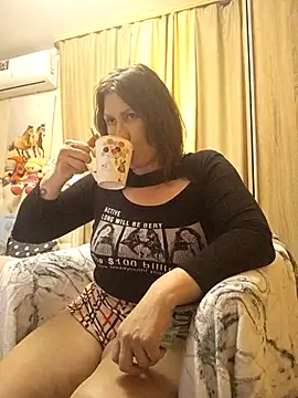 Chat +18 de ROXOLANAA_SEXY ao vivo