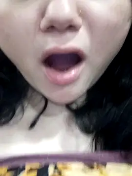 Doll_Nepali: онлайн-секс-чат