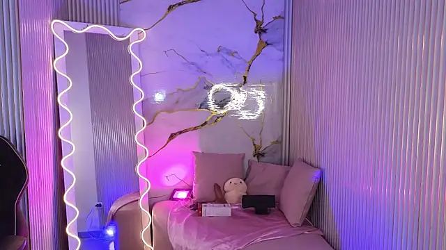 artemiss_tay's Live XXX Chat