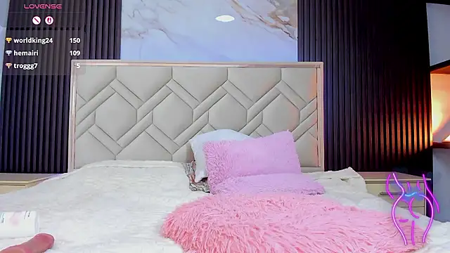 MiaaFarrel Chat XXX live