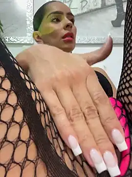 Mau_White's Live XXX Chat