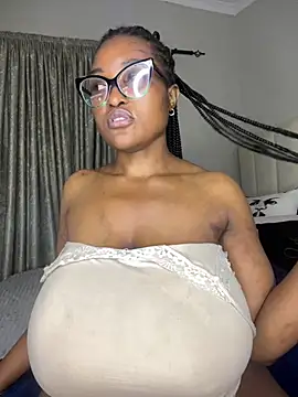 Онлайн чат XXX Bustygoddess32