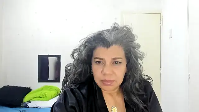 vikyadamsのライブXXXチャット