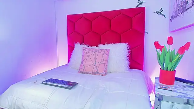 Tayzon_Foxxx Chat XXX live