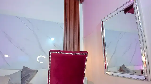 Chat +18 de isabella_zc ao vivo