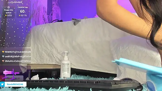 _Kendall_19's Live XXX Chat