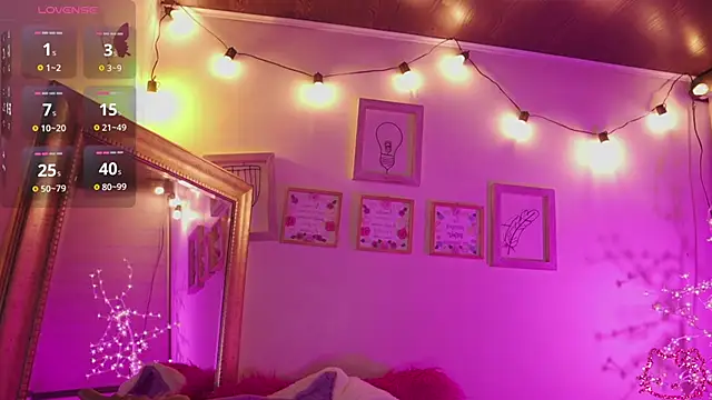 _chloe_moons_'s Live XXX Chat