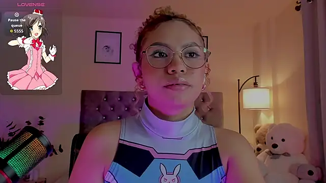 Chat +18 de OxanaFedorova1- ao vivo