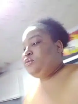 Chat +18 de MassiveBoobsxxxx ao vivo