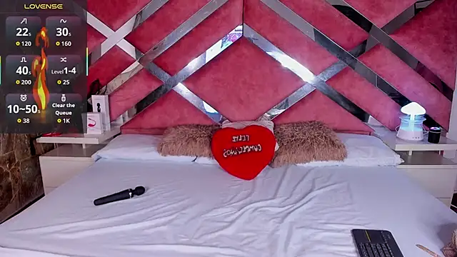 Chat +18 de Lily_Queen30 ao vivo