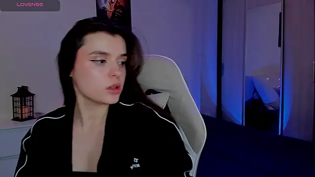 _Valleria_のライブXXXチャット